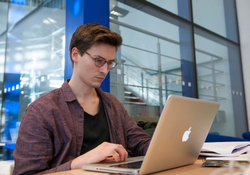 How Professional Law Tutoring Can Improve Your Understanding of Course Material